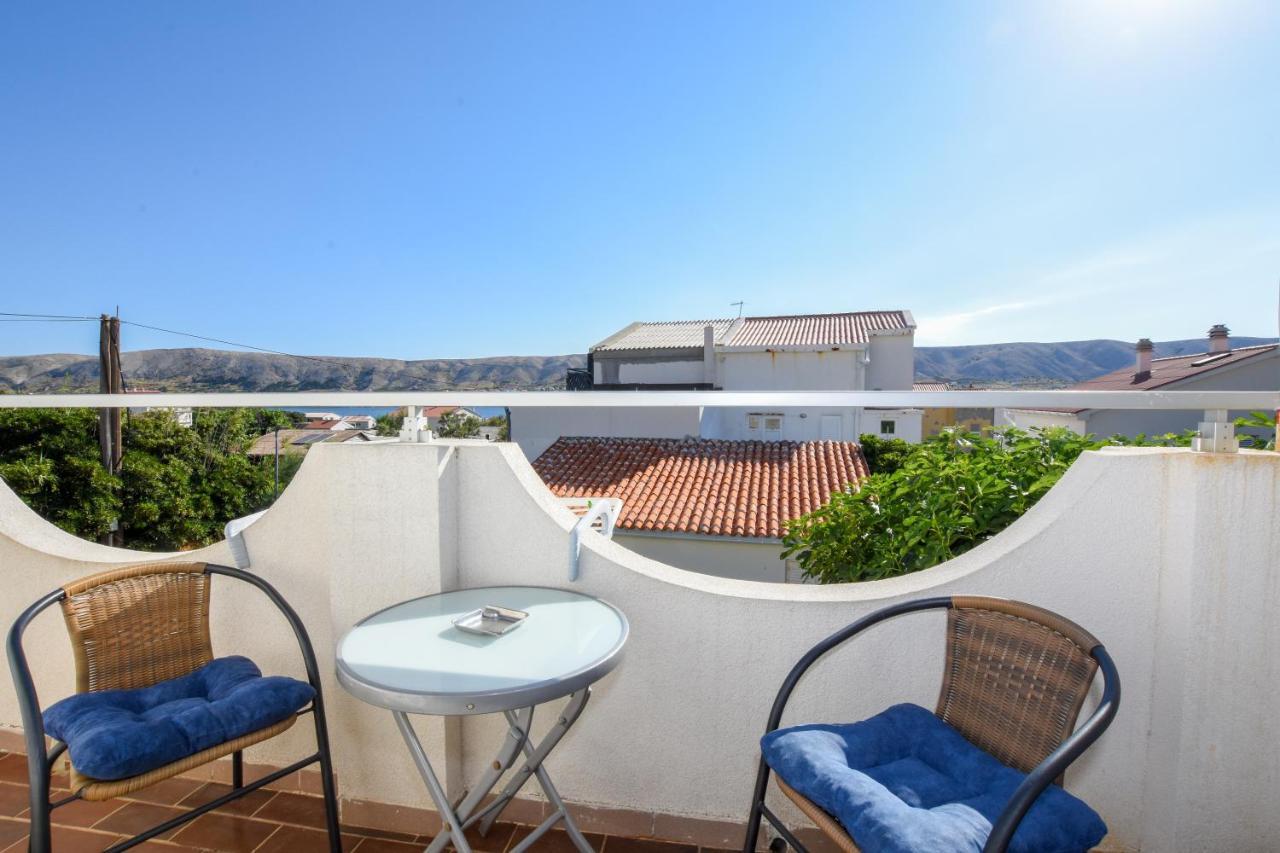 Movo House Apartamento Pag Town Exterior foto